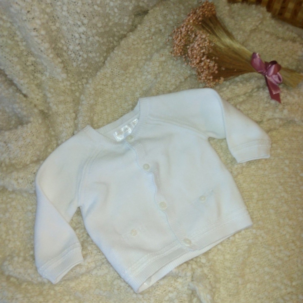 Baby sweater